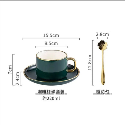 A quilt, A Saucer ,A Spoon y Breakfast Exquisite Ceramic Coffee Cup Set Luxury Net Safflower Tea Cup Stirring Pull Flower Cup