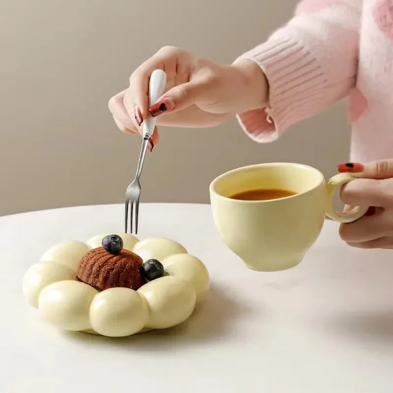 Ceramic Coffee Cup Set with Saucer Creative Cloud-Shaped Mug Milk Afternoon Tea Water Cups Kitchen Drinkware Tabletop Decoration
